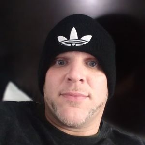 Meet your Posher, Adam